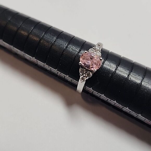 18K White Gold Plated Ring Size 7.5 - Picture 2 of 3